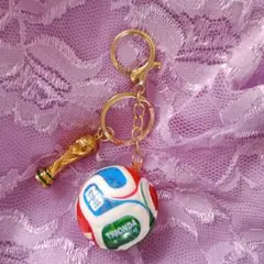 サッカーボールキーホルダー — image 1