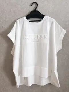【新品未使用】エンボスロゴTシャツ — image 1