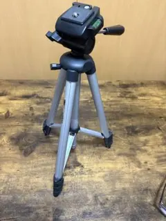 軽量コンパクト三脚 3段伸縮 水準器付き — image 1