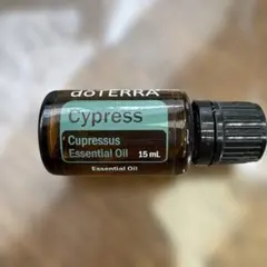 doTERRA Cypress エッセンシャルオイル 15mL — image 1