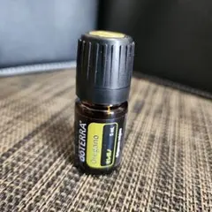 doTERRA ドテラ オレガノ エッセンシャルオイル 5ml — image 1