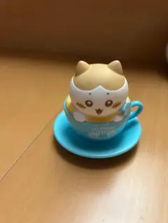 ちいかわ ティーカップ ハチワレ フィギュア — image 1