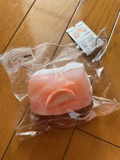 侃々スクイーズ　ジューシー二層桃ケーキ　カンカン — image 1