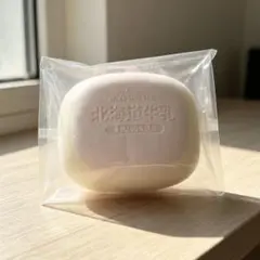 【Kawaii Squeezy】北海道牛乳 ミルク 水感スクイーズ ピンク — image 1
