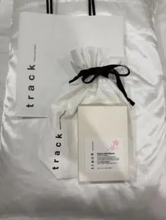 【新品】track ファブリックミスト サクラ 桜 100ml 箱・紙袋付き — image 1