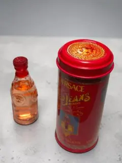 VERSACE RED JEANS WOMAN オードトワレ 7.5ml — image 1