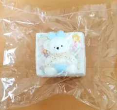 【新品】捏捏 スクイーズ パンツくま断面ケーキ 白／海外スクイーズ — image 1