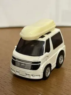 チョロQ 廃番品　日産 エルグランド ルーフボックス付 — image 1