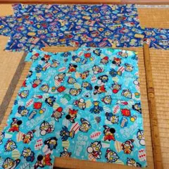 キャラクター柄の綿生地 2点セット — image 1