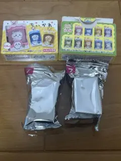 ちいかわ フィギュアキーホルダー 2個セット — image 1