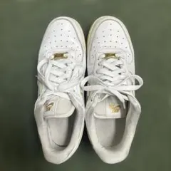 NIKE Air Force 1 ホワイト/ゴールド US8 — image 1