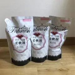 柔軟剤　ファブラッシュ　無香料 — image 1