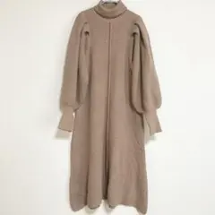 【RUBY AND YOU】タートルネックニットワンピース ブラウン — image 1