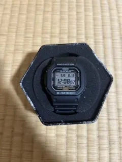 CASIO G-SHOCK G-5600UE-1DR ソーラー　ブラック　稼働品 — image 1