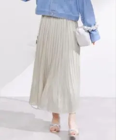 ロペピクニック　ブライトラメプリーツスカート　ライトグレー — image 1