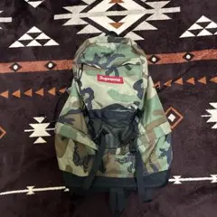 Supreme バックパック カモフラージュ柄 — image 1