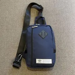 umbroワンショルダーバッグ — image 1
