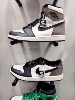 Nike Air Jordan 1 Mocha Low — image 1