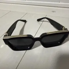値下げ⭕️ サングラス — image 1