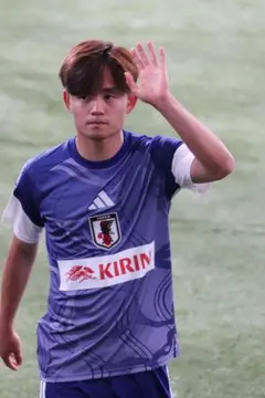 【本日のみの限定出品❗】サッカーW杯日本代表　久保建英選手　フォトＬサイズ — image 1