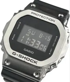 メタルベゼル G-SHOCK 電池新品 GM-5600 CASIO良品 — image 1