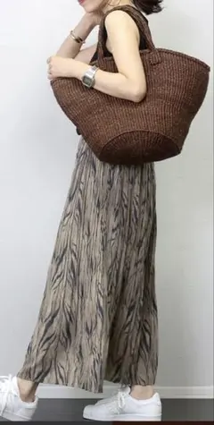 Aletta vitaアレッタヴィータ プリントデシン消しプリーツスカート — image 1