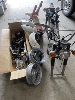 ホンダ　dax シャリイ　ジャンクパーツ　引き取り限定 — image 1
