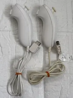 ⭐️24時間以内発送⭐️ Wiiヌンチャク　2個セット　ホワイト　白　任天堂 — image 1