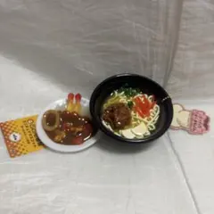 CoCo壱番屋 ミニチュア マスコット 2種セット — image 1