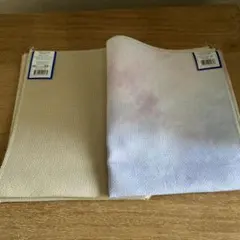 DMCアイーダ　クロスステッチ生地２枚セット — image 1