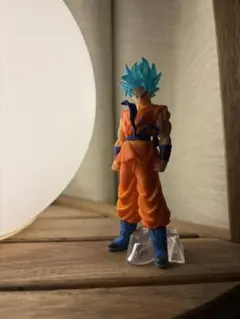 ドラゴンボール 超サイヤ人ゴッド超サイヤ人 孫悟空 フィギュア — image 1