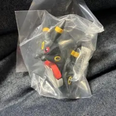 《外箱なし》一番くじポケモン　F賞 街歩きちらりんフレンズ　ブラッキー — image 1