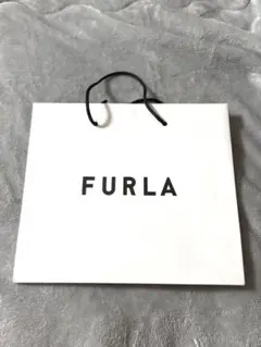 【美品】FURLA　紙袋 — image 1