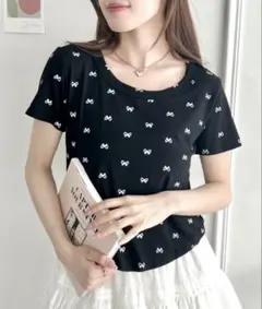 Loueme プチリボンプリントTシャツ ホビ垢 — image 1