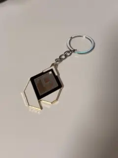 Valorant レディアント メタルキーホルダー — image 1