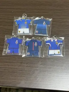 サッカー日本代表 ユニフォーム型 アクリルキーホルダー 5種セット — image 1