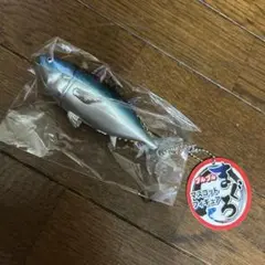 ブルブルまぐろ マスコットフィギュア キーホルダー — image 1