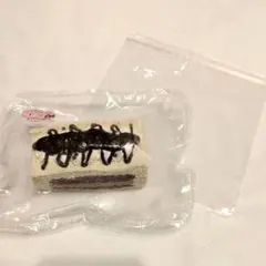 kikisquishyキキ チョコケーキ L 純泥 ボヤボヤ ロゴ — image 1