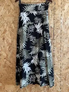 【美品】URBAN RESEARCH ロングスカート ボタニカル柄レーヨン　F — image 1