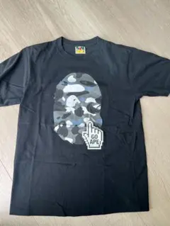 A BATHING APE Tシャツ — image 1