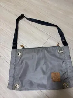 グレー ナイロンショルダーバッグ — image 1