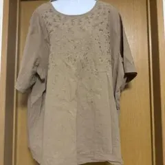 新品未使用　花柄刺繍チュニック　4XL — image 1