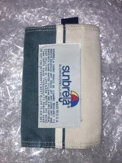 Sunbrella 二つ折り財布 ストライプ柄 — image 1