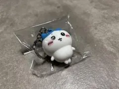 ちいかわ（ハチワレ）キーホルダー — image 1