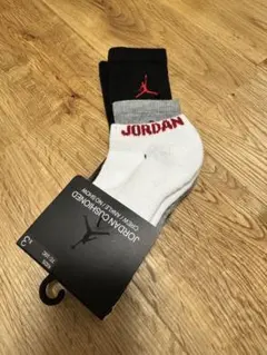 JORDAN キッズ　靴下 3足セット 12〜14cm — image 1