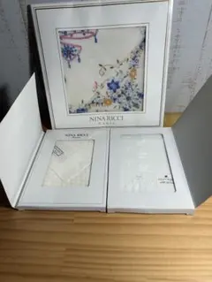 おまけ付きNINA RICCI Courreges ハンカチ 3枚セット — image 1