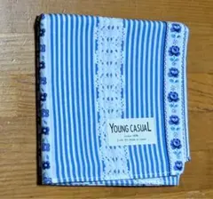 YOUNG CASUAL ハンカチ 青＆白ストライプ 花柄 ブランド　美品 — image 1