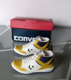 CONVERSE ミニフィギュア WEAPON HI ゴールド/パープル — image 1