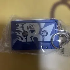 B'z カセットテープ型チャーム キーホルダー — image 1