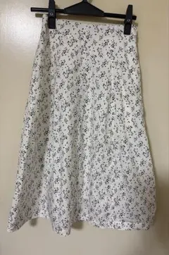 ユニクロ　コットンコクーンスカート　XSサイズ — image 1